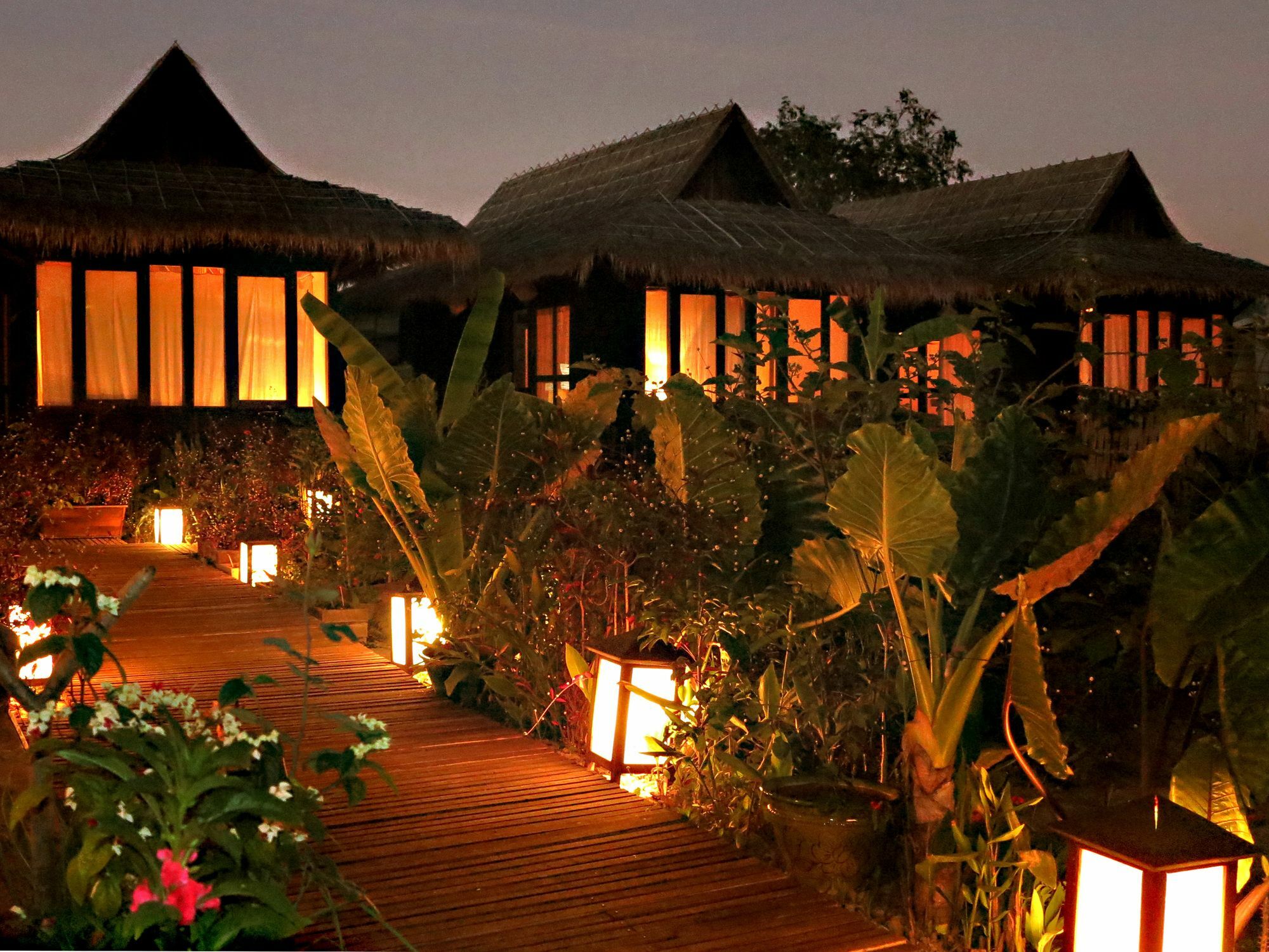 La Maison Birmane Boutique Hotel Inle Lake Экстерьер фото